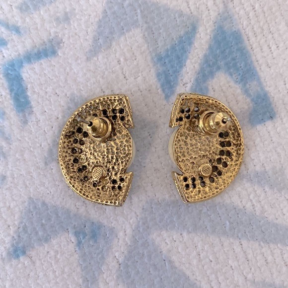 Crescent Earrings - Picture 4 of 7